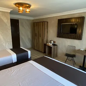 Insta Karakoy Apartahotel