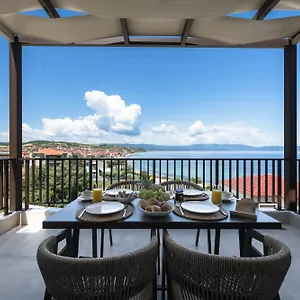 Blue Whisper Luxury Living , Nea Roda Greece